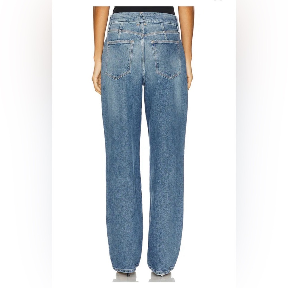 Good American 90s Relaxed Jeans - Picture 4 of 6